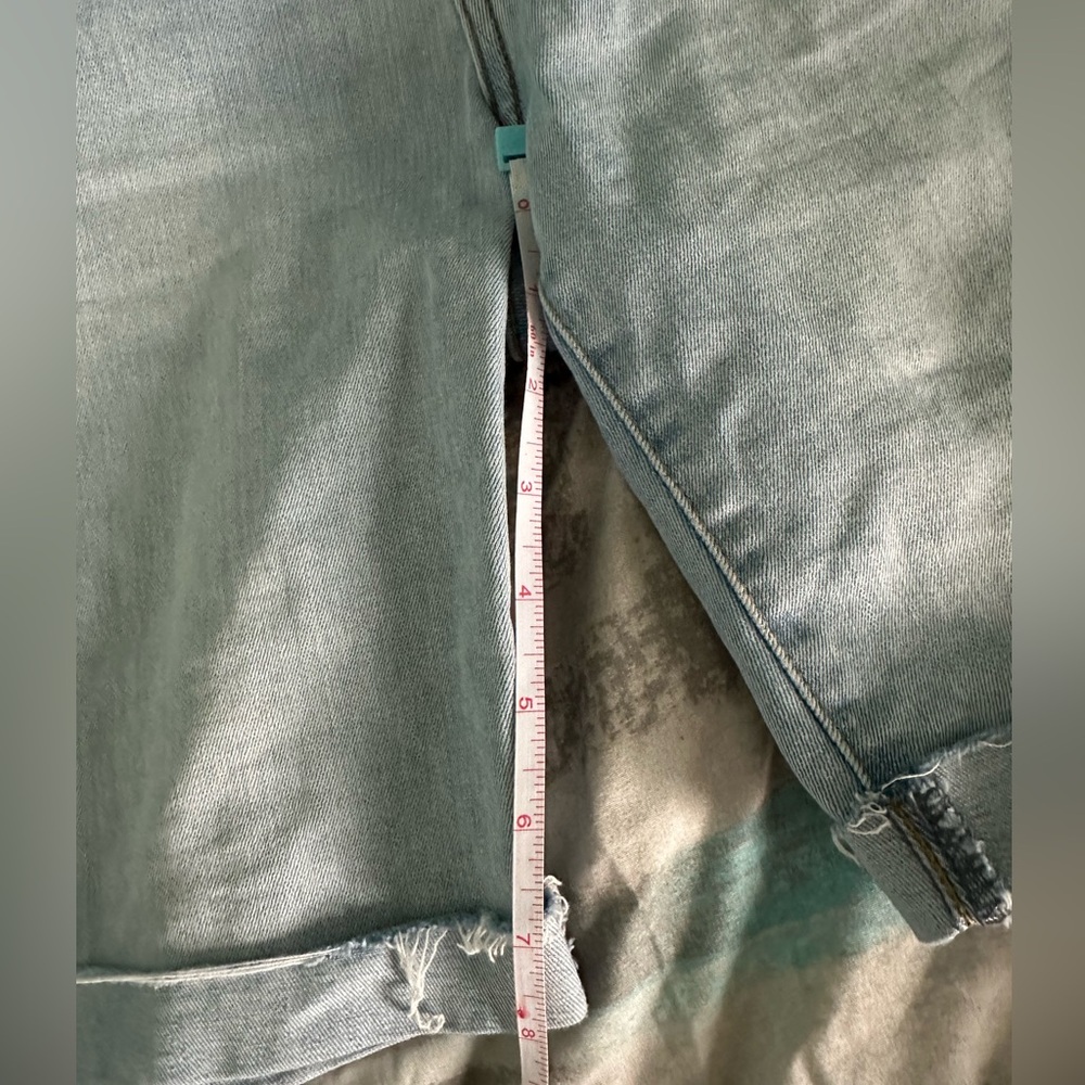 Universal Thread Bermuda Shorts - Picture 4 of 4
